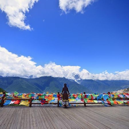 High Mountain Resort-Deqin デチェン エクステリア 写真