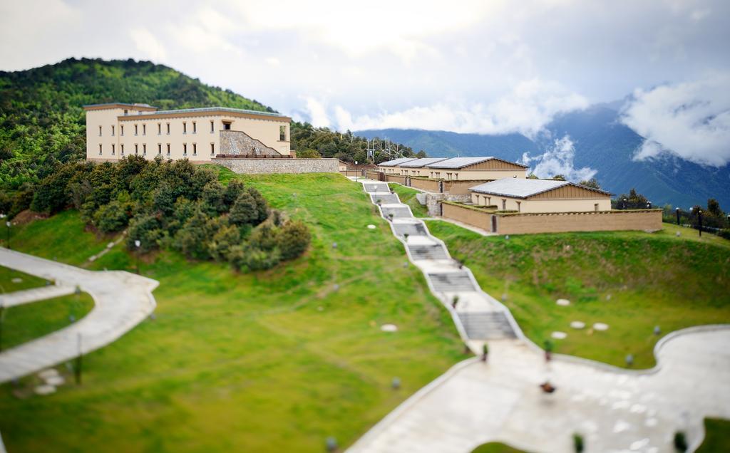 High Mountain Resort-Deqin デチェン エクステリア 写真